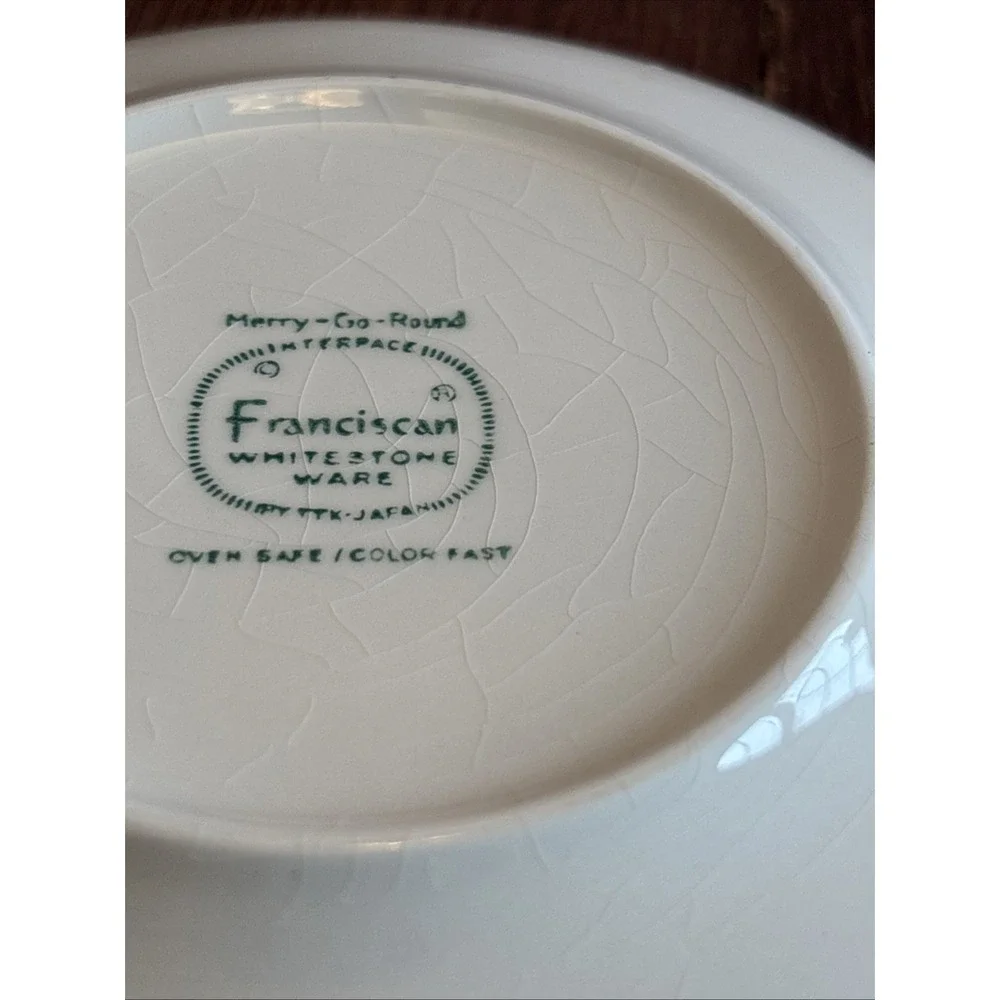 5‎ pc place setting Franciscan Merry Go Round  White Stone Ware  Pre-owned